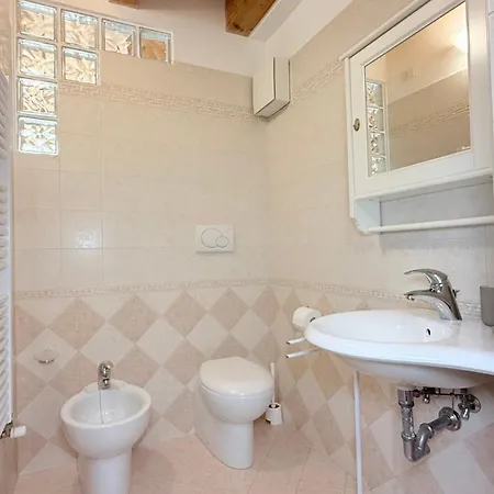 S170 - Sirolo, Delizioso Trilocale Con Corte Apartman *
